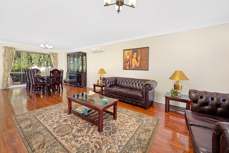 13 Pioneer Drive, MENAI, NSW 2234