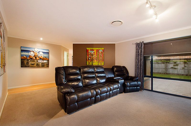 27 Bateman Street, SIPPY DOWNS, QLD 4556