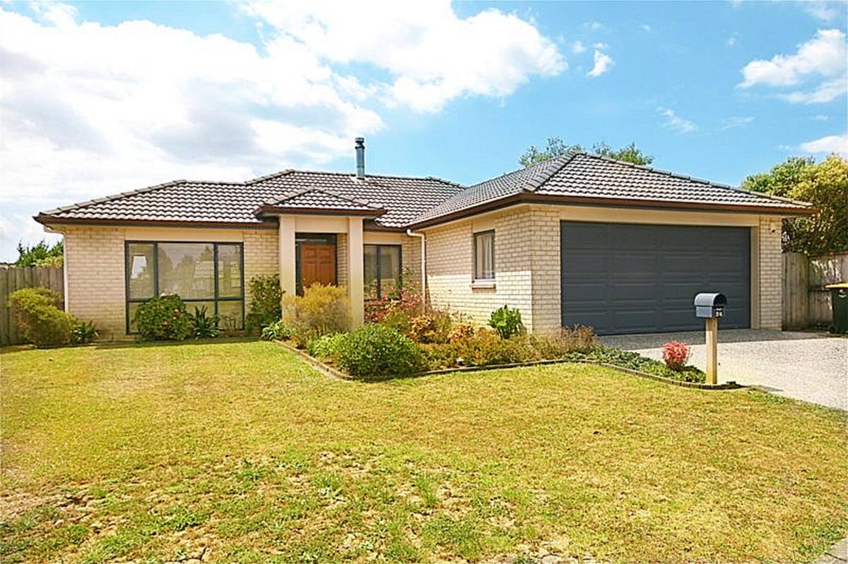 24 Feeny Crescent, Dannemora, Manukau City Real Estate Ray White