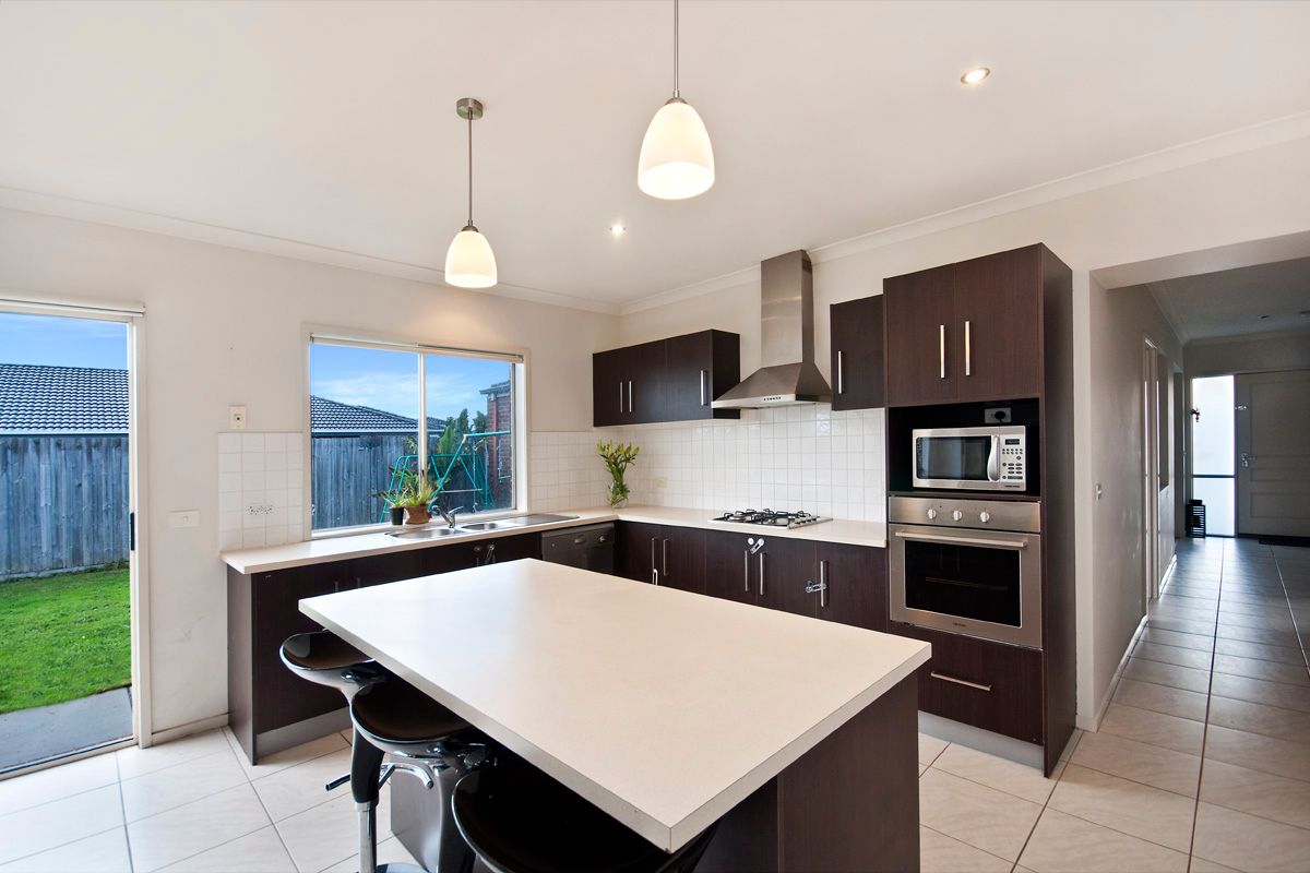 7 Huntingfield Drive, WARRNAMBOOL, VIC 3280