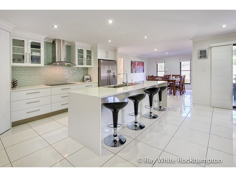 13 Cascade Close, FRENCHVILLE, QLD 4701