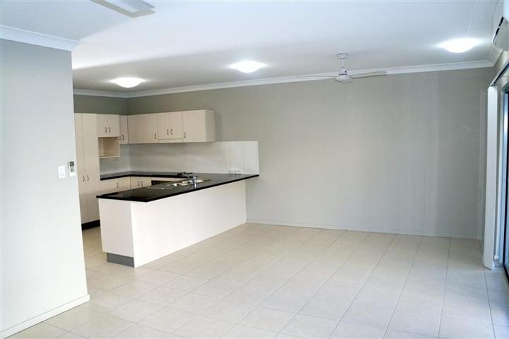 11/216 Oaka Street, SOUTH GLADSTONE, QLD 4680