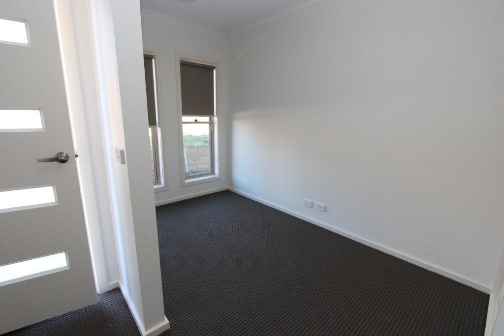 1/14 Lily Street, HAMLYN HEIGHTS, VIC 3215
