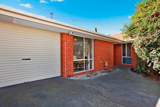 3/76B Purinuan Road, RESERVOIR, VIC 3073