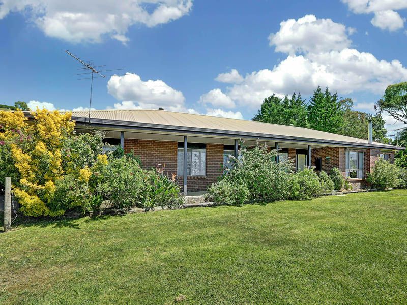 245 Eighth Avenue, EDEN PARK, VIC 3757