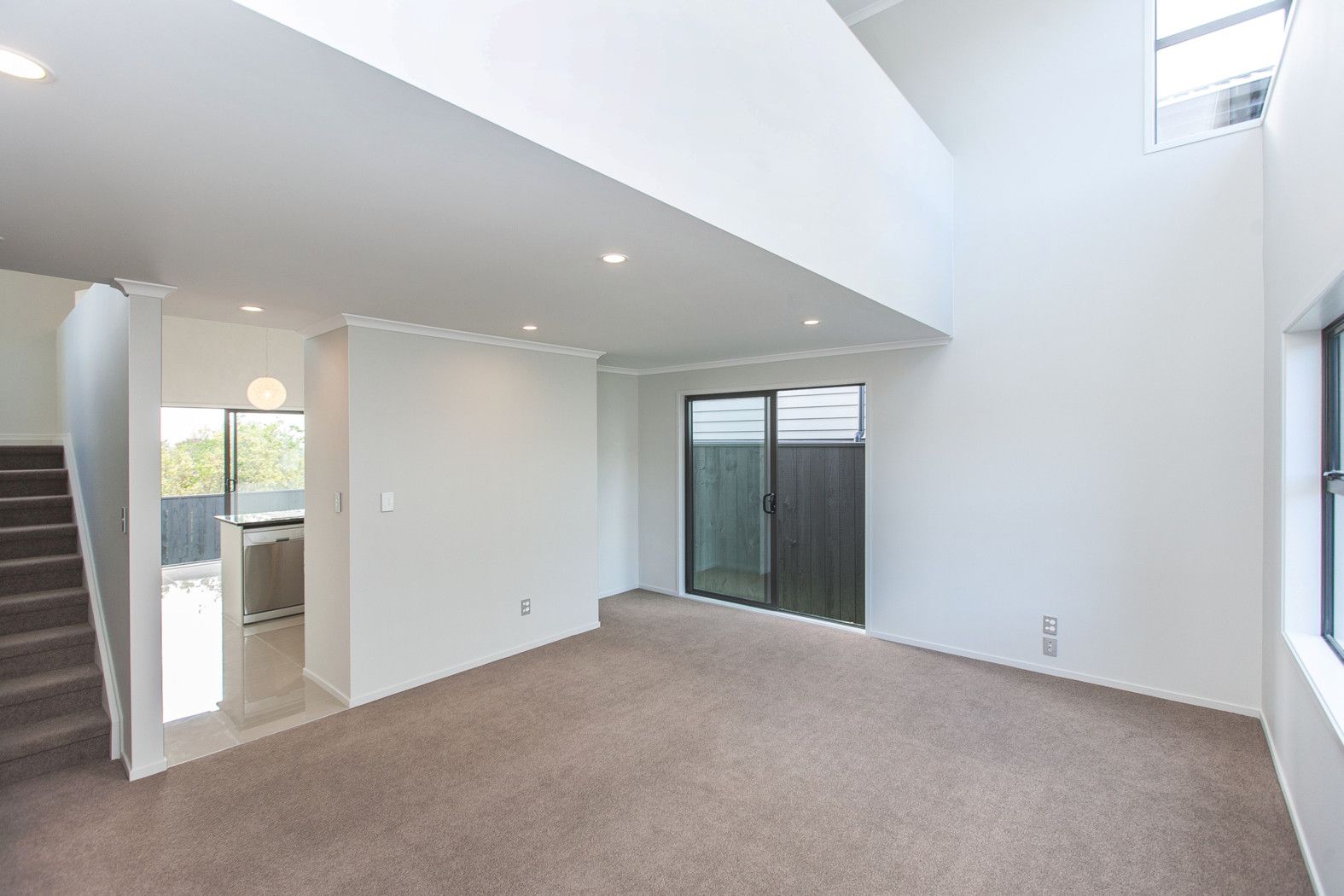 25 Hirimate Place, FLAT BUSH, Manukau City