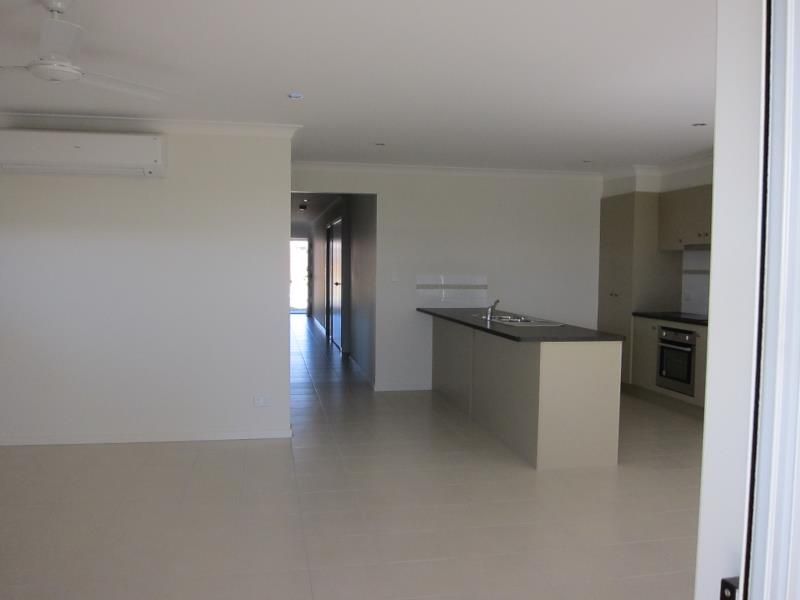114 Whitmore Crescent, GOODNA, QLD 4300