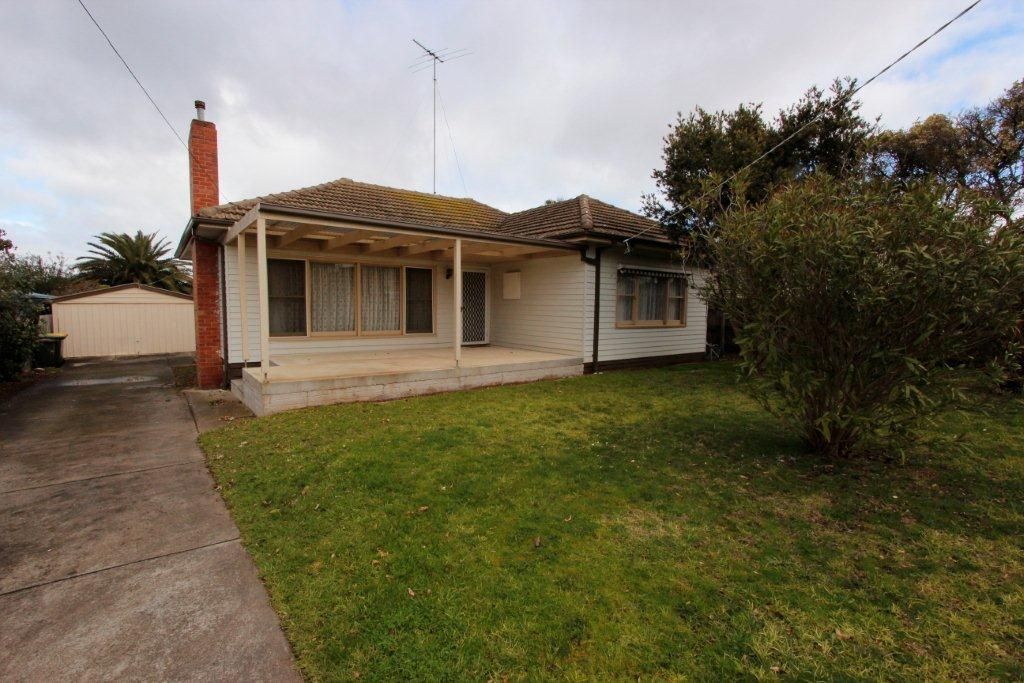 25 Summit Avenue, BELMONT, VIC 3216