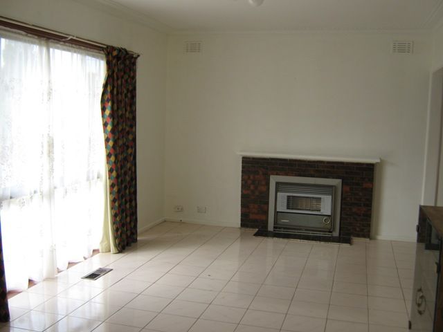 70 Bloomfield Road, NOBLE PARK, VIC 3174