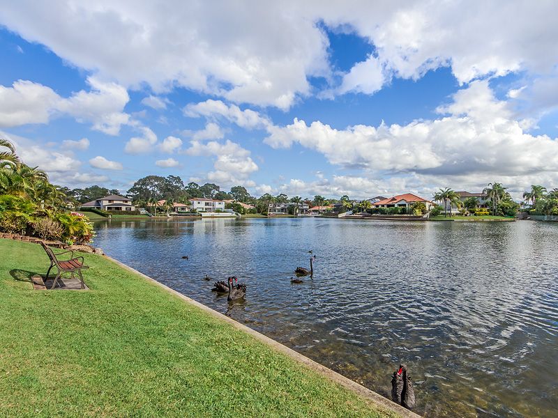 40 Cotlew Street East, SOUTHPORT QLD 4215