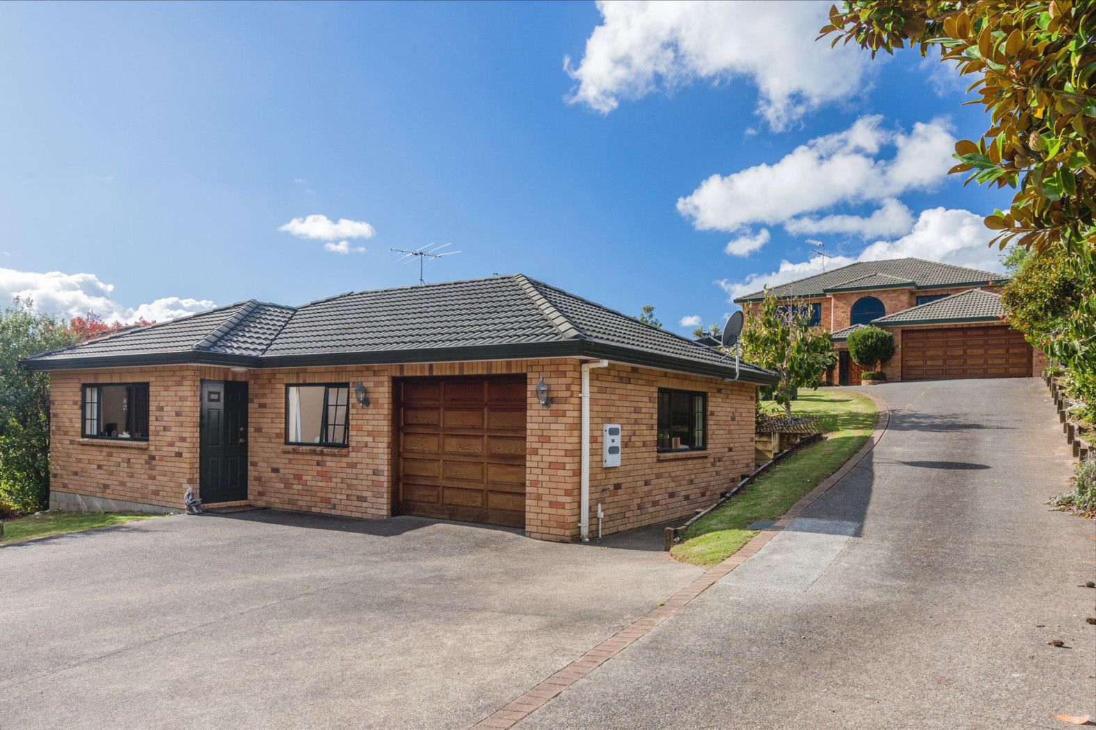 18 Pah Road, COCKLE BAY, Manukau City