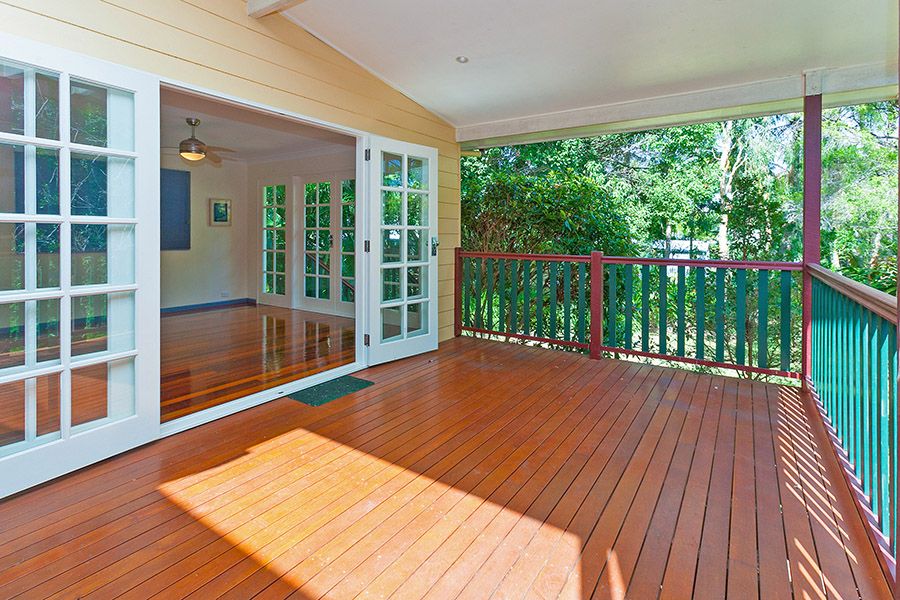 31 Steele Street, HOLLAND PARK, QLD 4121