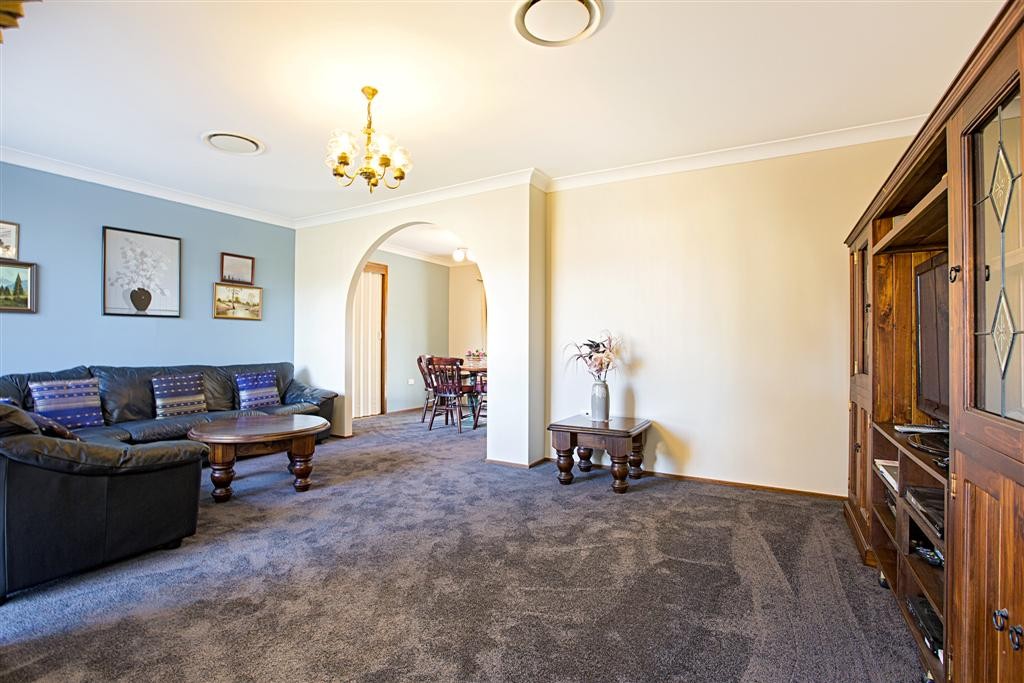 9 Bungalow Parade, WERRINGTON DOWNS, NSW 2747