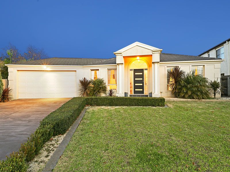 6 Lipizzaner Court, HIGHTON, VIC 3216