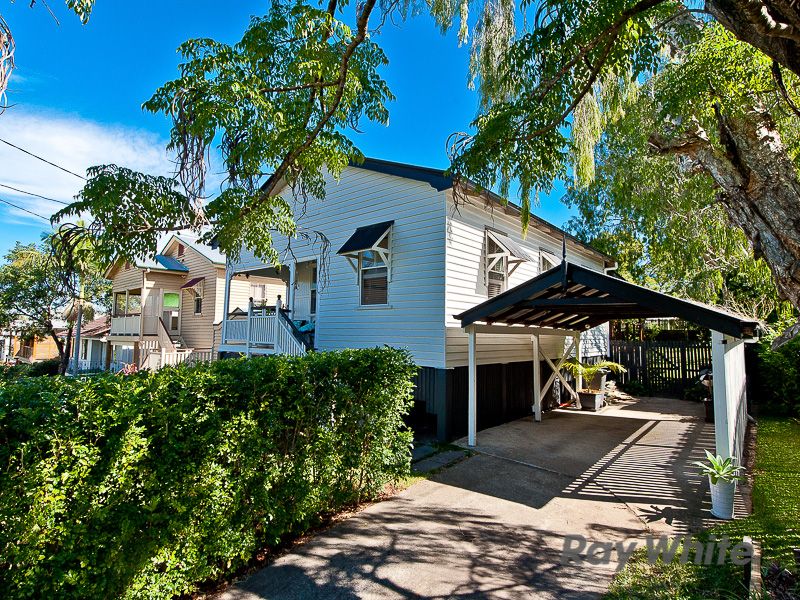 24 Gracemere Street, NEWMARKET QLD 4051