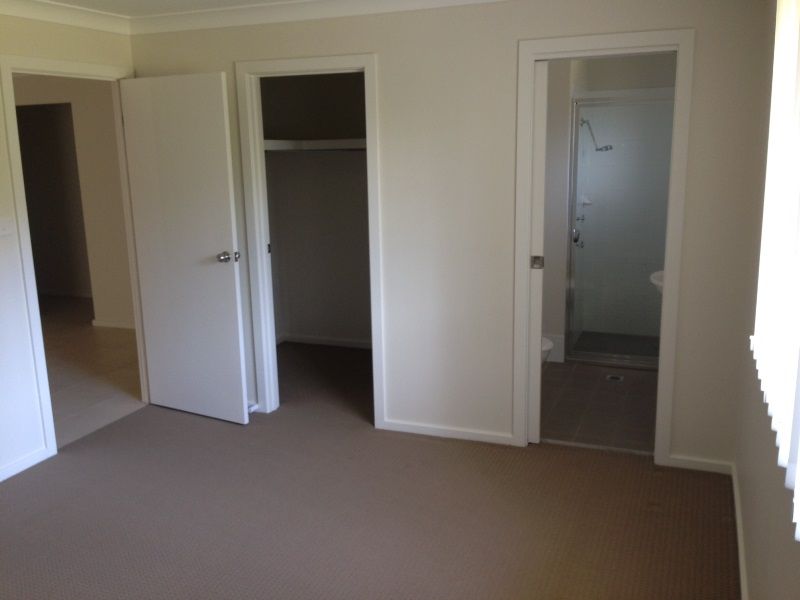 20 Jetty Parade, FLETCHER, NSW 2287
