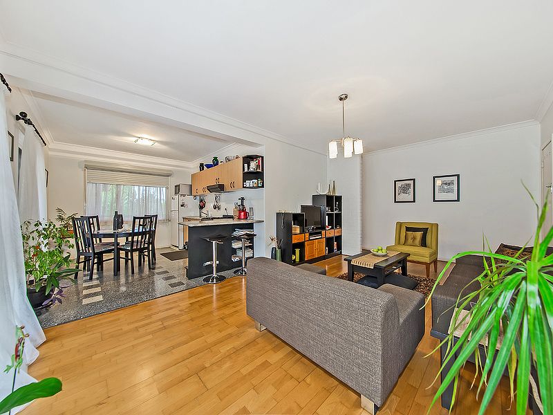 170 Old Cleveland Road, COORPAROO QLD 4151