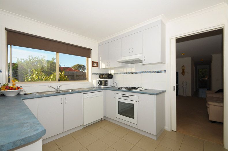 10 Mina Court, CARRUM DOWNS, VIC 3201