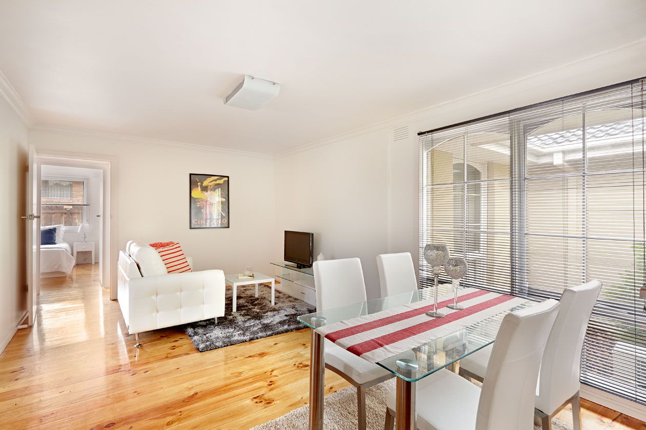 4/4 Burns Avenue, CLAYTON SOUTH, VIC 3169