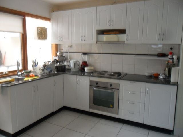 11 Green Lane, BRADBURY, NSW 2560