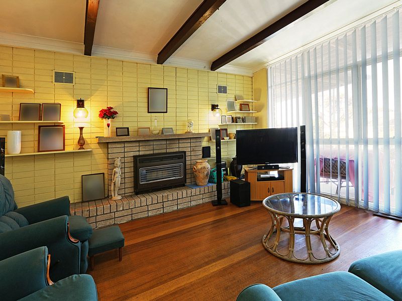 4 James Street, BELMONT, VIC 3216