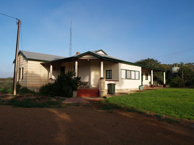 163 Pelican Point Road, MORGAN, SA 5320