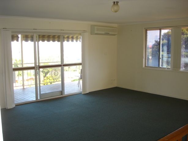 1/8 Sunset Drive, GOONELLABAH, NSW 2480