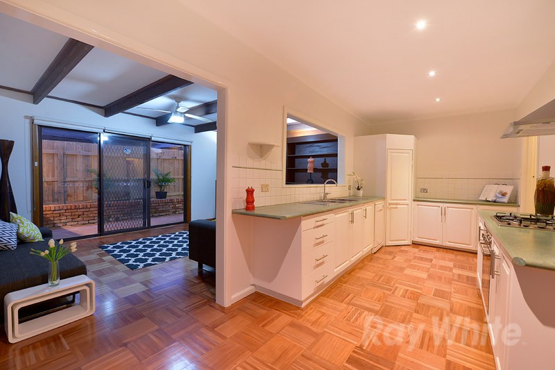 1/4 Cornhill Street, FERNTREE GULLY, VIC 3156