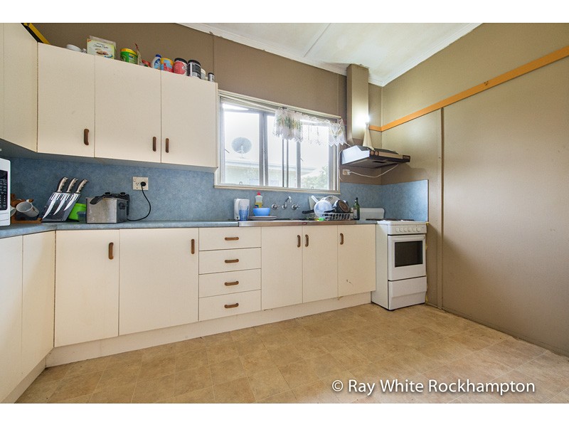 254 Dean Street, BERSERKER, QLD 4701