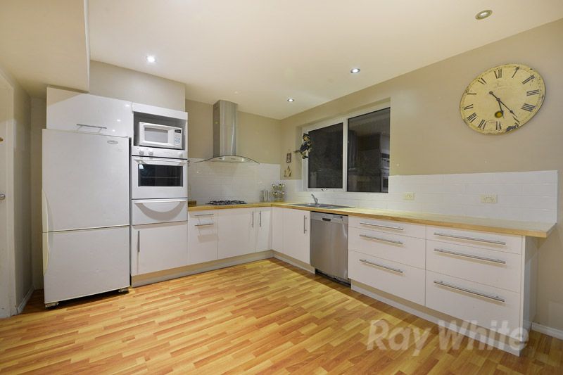 54 Thompson Road, UPWEY, VIC 3158
