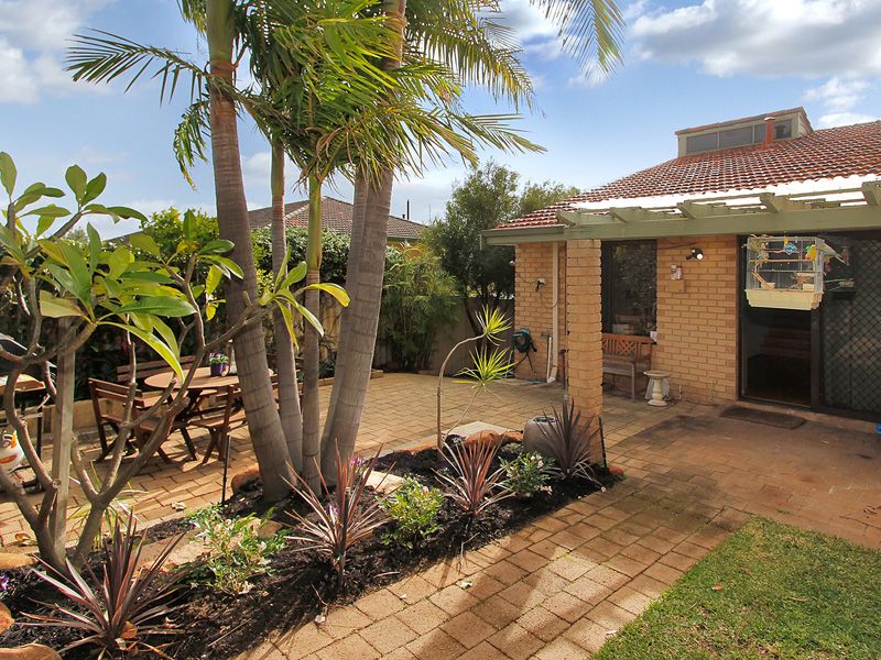 35 Moldavia Street, TUART HILL WA 6060