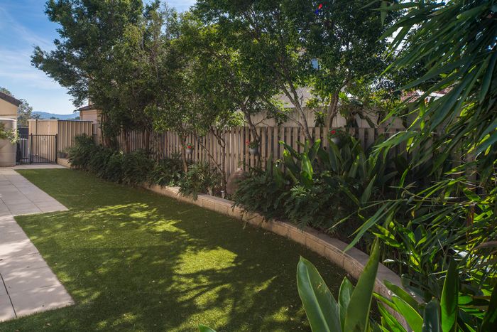 2 Ken Crescent Monterey Keys, HELENSVALE, QLD 4212