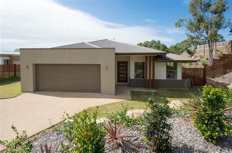 8 Carlsson Place, KIRKWOOD QLD 4680