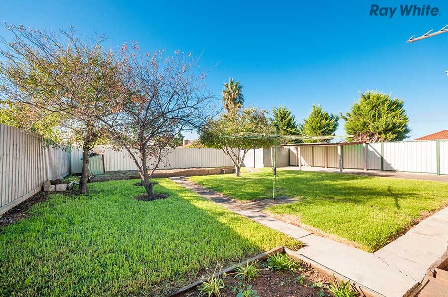 34 Malleehen Street, WERRIBEE VIC 3030