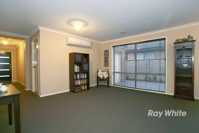 2 Watt Place, LYNDHURST, VIC 3975