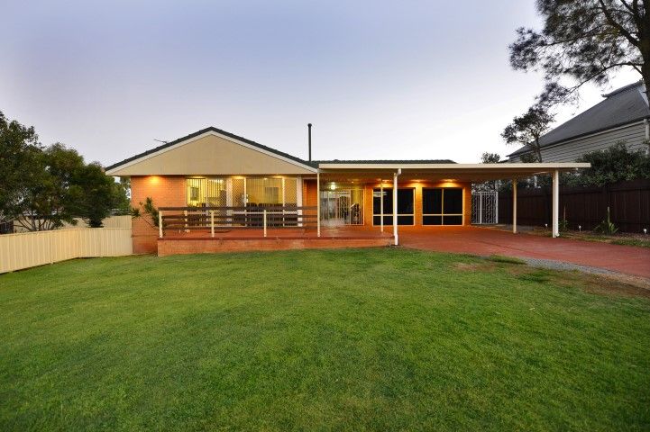 4 Koala Street, HARRISTOWN QLD 4350