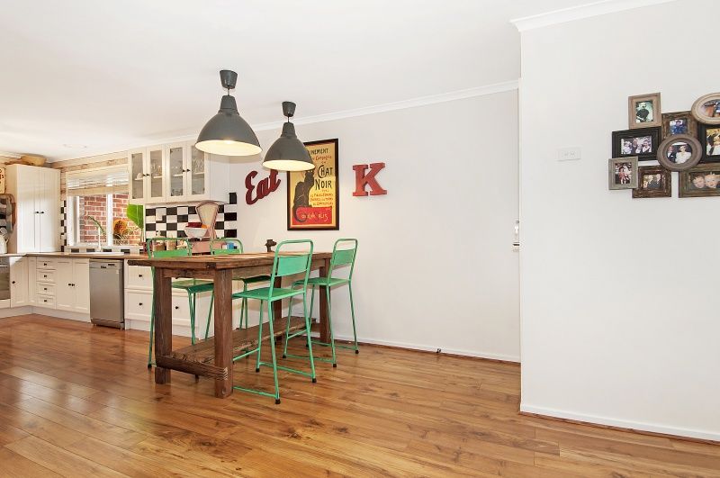 11 Broderick Road, CARRUM DOWNS, VIC 3201