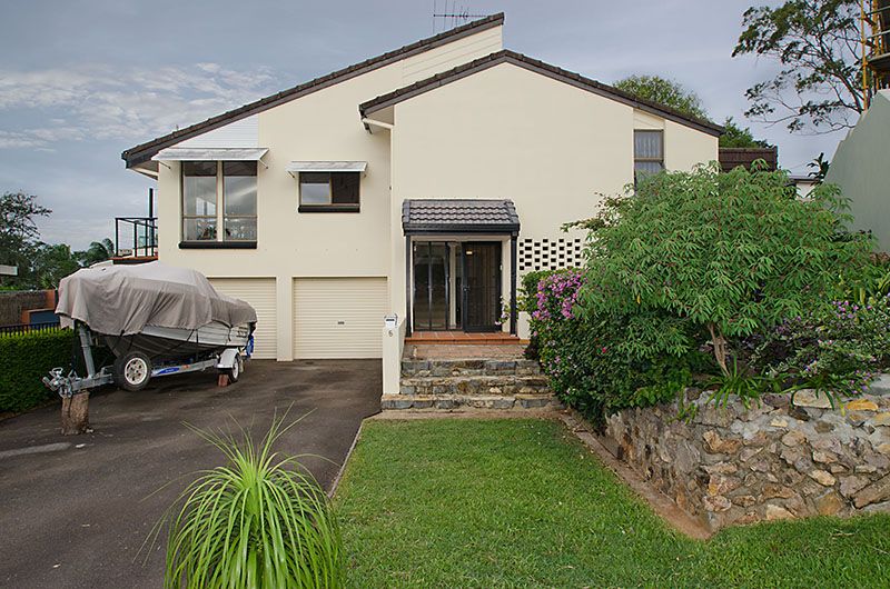 5 Barralong Court, BUDERIM, QLD 4556