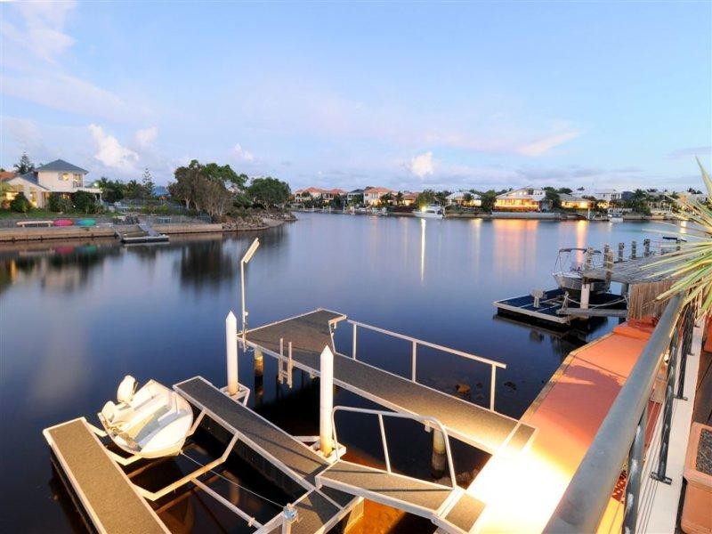 60 Chelsea Crescent, MINYAMA, QLD 4575