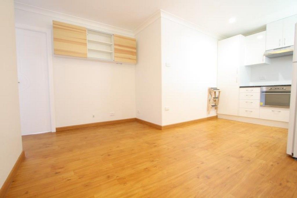 7D/2 Carl Street, WOOLLOONGABBA, QLD 4102