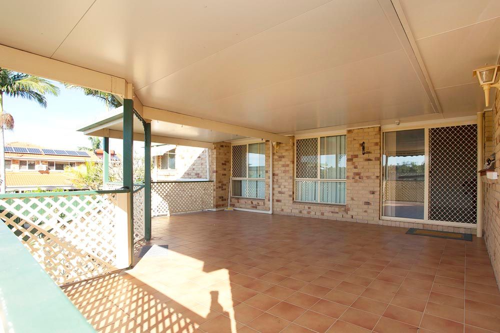94 Kavanagh Road, WISHART, QLD 4122