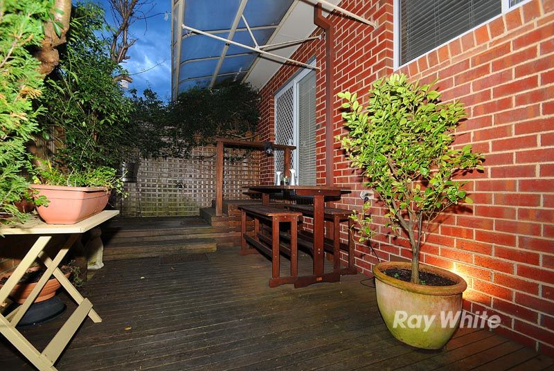38 Aisbett Avenue, WANTIRNA SOUTH, VIC 3152