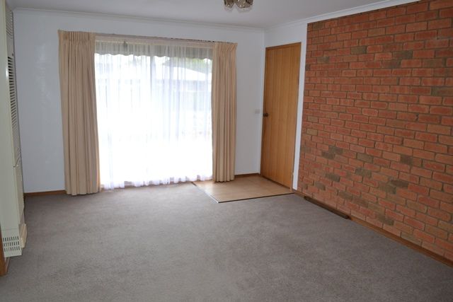 1/8 Hayley Drive, WARRNAMBOOL, VIC 3280