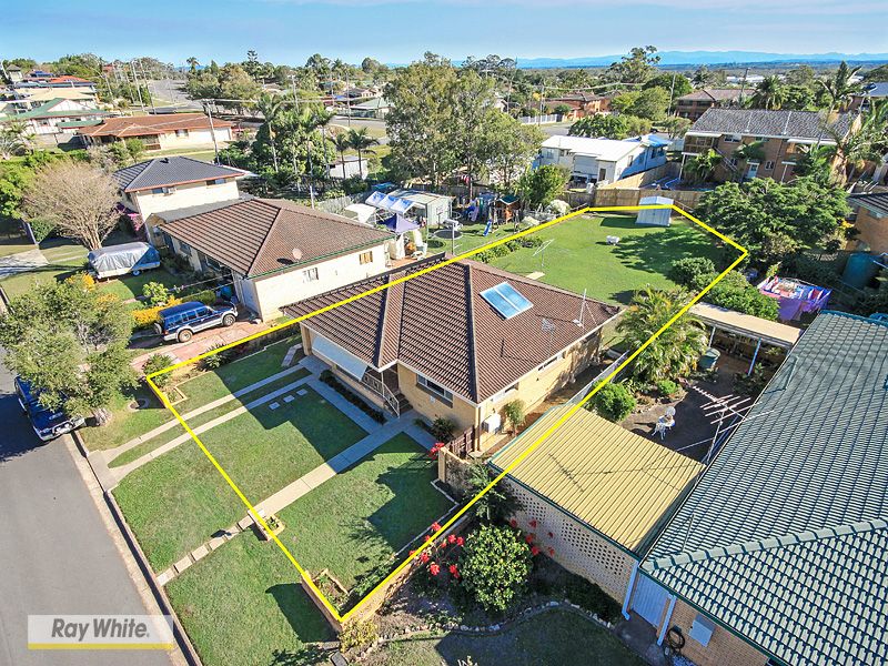 34 Waratah Drive, CLONTARF QLD 4019