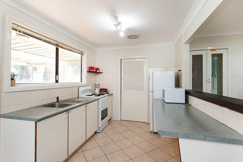 36 Hardwick Crescent, MOUNT WARRIGAL, NSW 2528