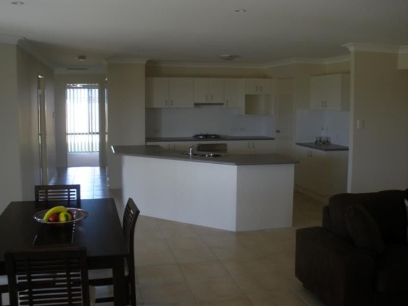 3 Diane Parade, KALLANGUR, QLD 4503