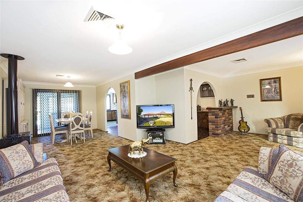 2 Dampier Avenue, WERRINGTON COUNTY, NSW 2747