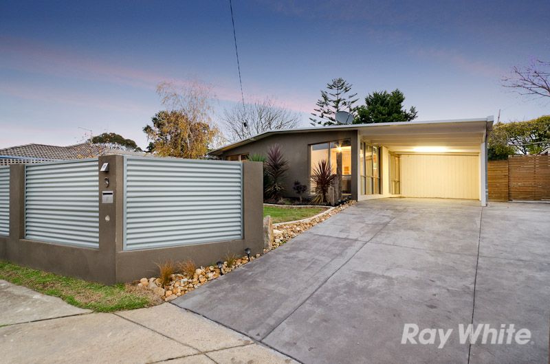 3 Elanora Court, MORNINGTON VIC 3931