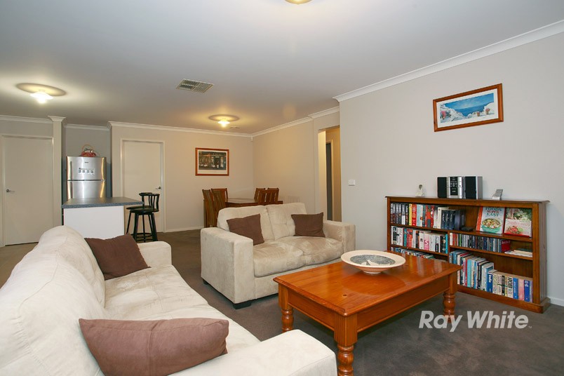 4 Camkerr Place, LYNDHURST, VIC 3975