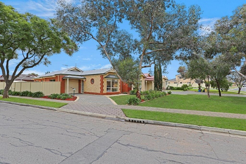 1 Earle Street, HILLCREST, SA 5086